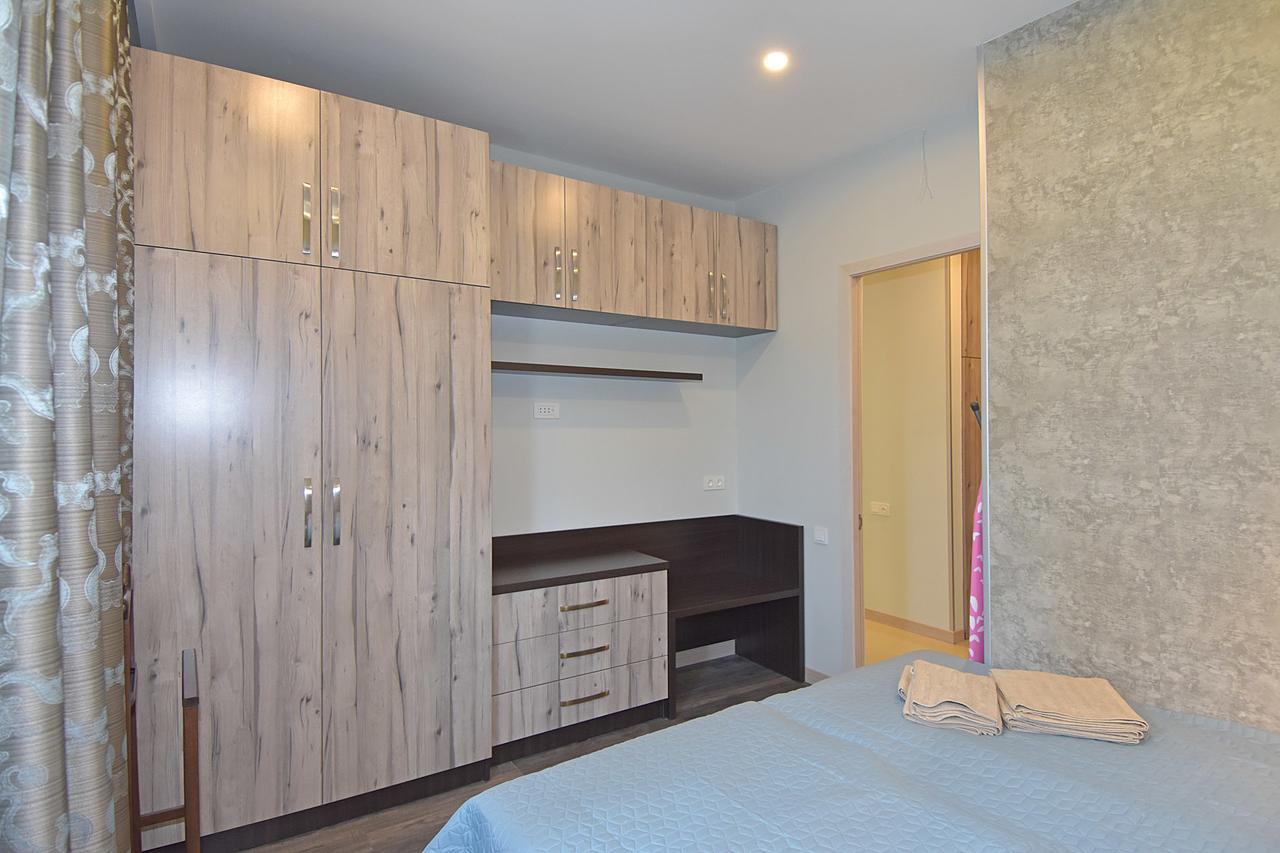 Pushkin 49 Apartman Jereván Kültér fotó